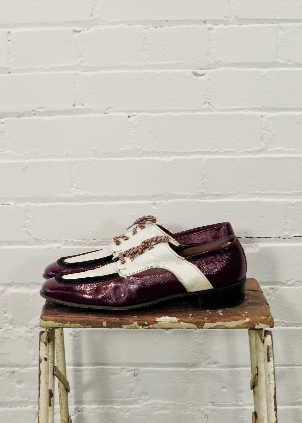 1970s Burgundy Two Tone Lace Up Shoes