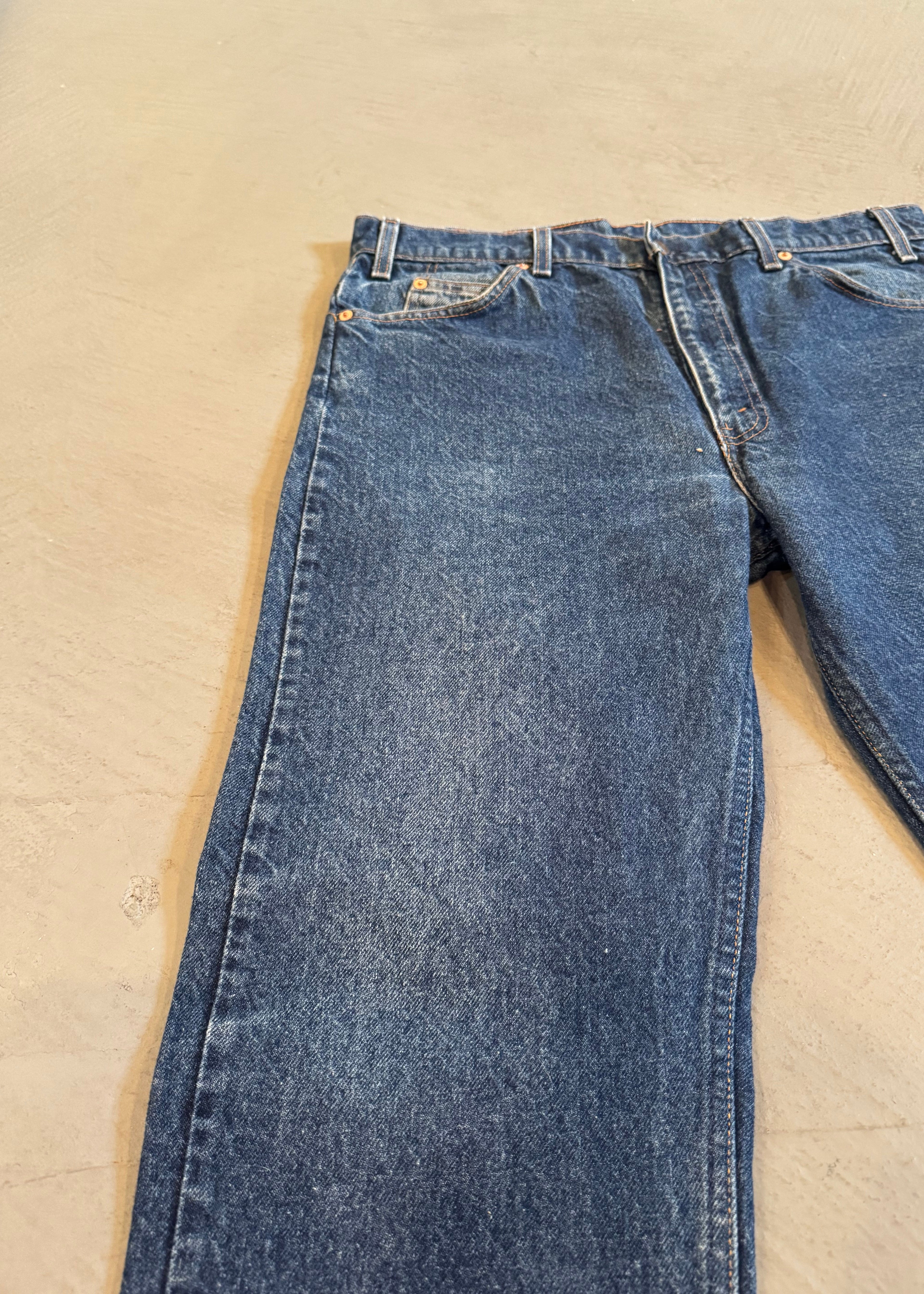 1990s Levi's 505 Orange Tab Dark Wash Jeans