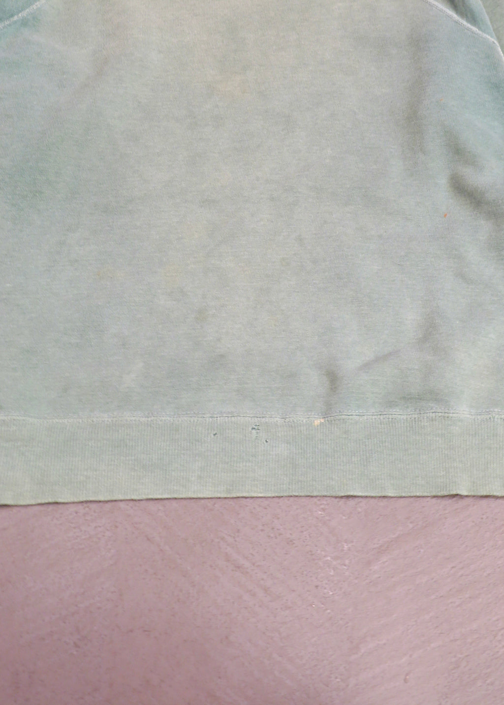 1960s Seafoam Green Gusseted Plain Raglan Sleeve Crewneck Sweatshirt