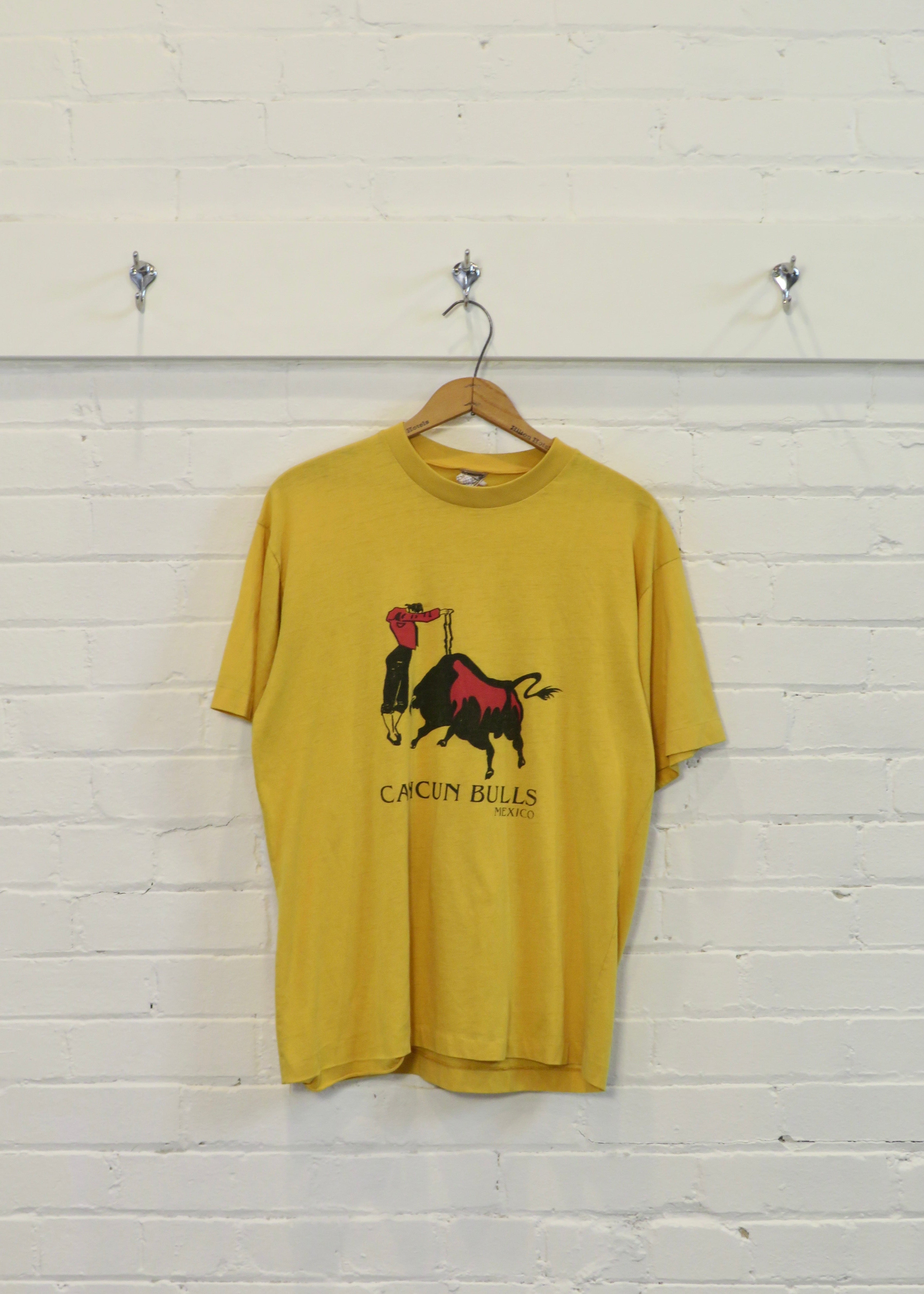 1990s Cancun Bulls Matador T-Shirt