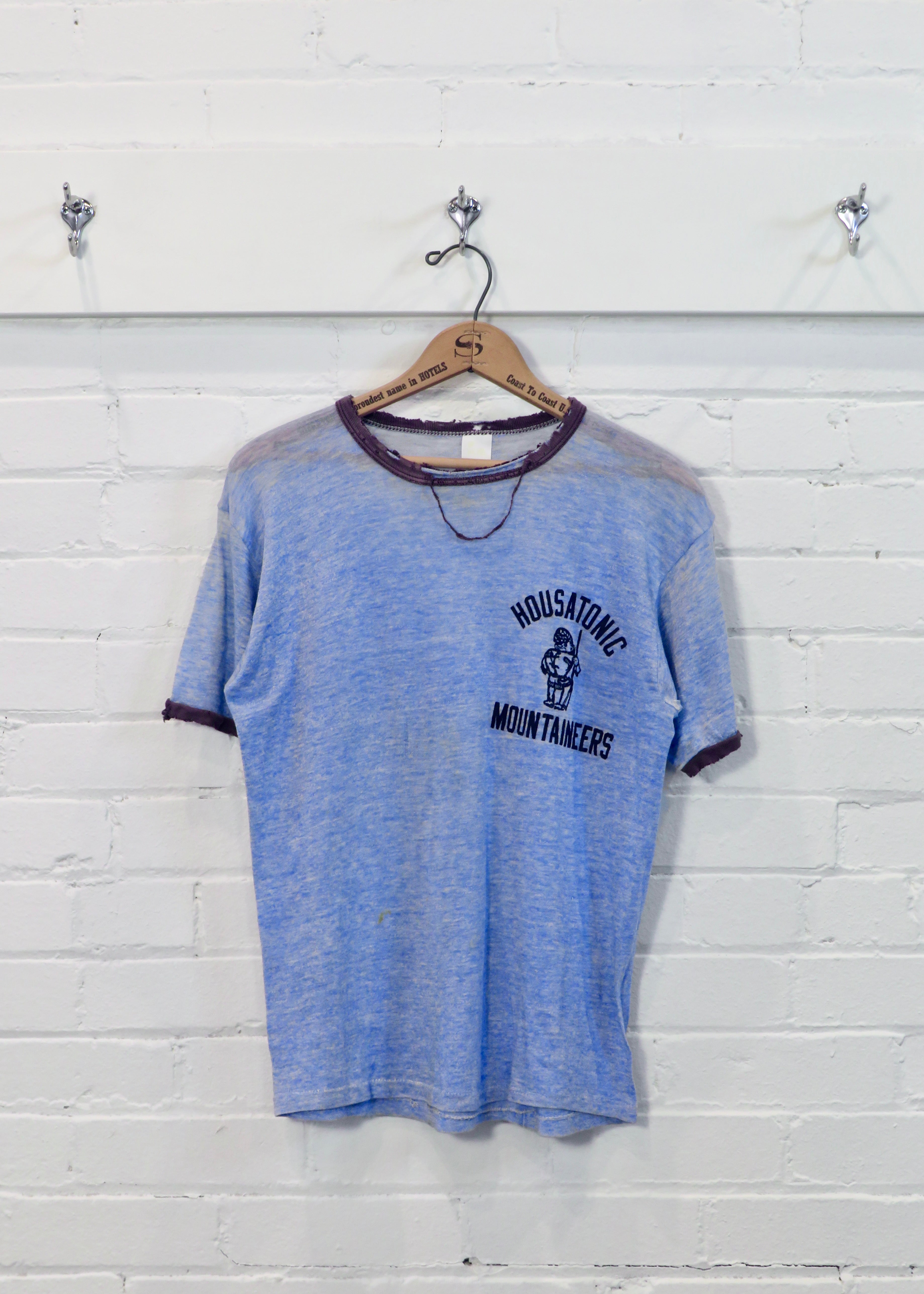 1980s Housatonic Mountaineers Distressed Ringer T-Shirt | S