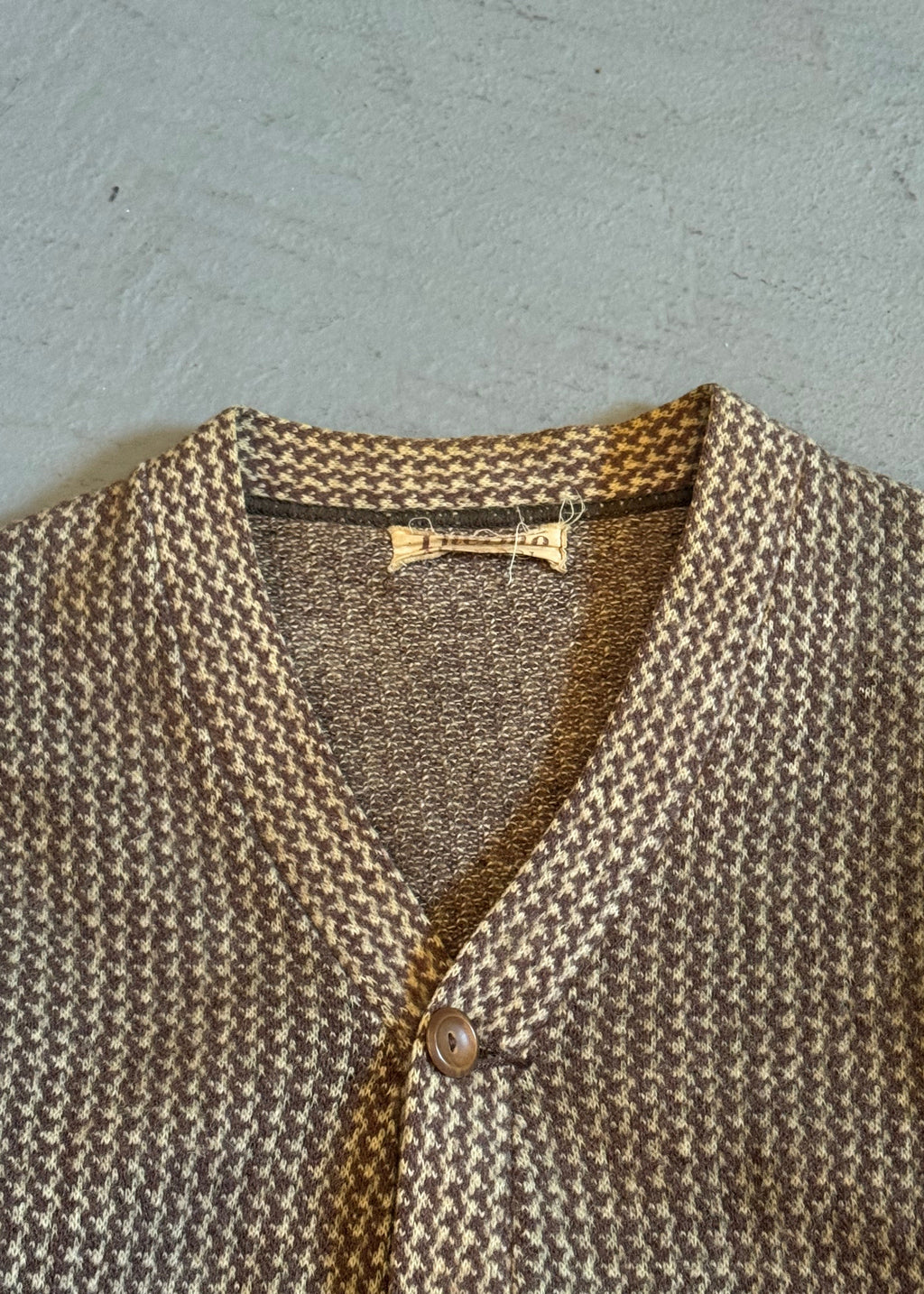 1940s Camel Houndstooth Cardigan
