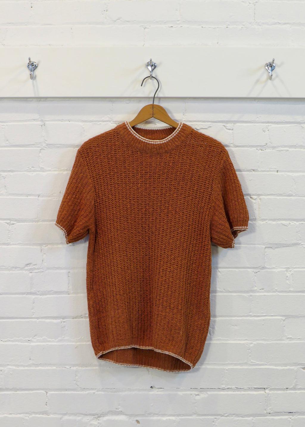 1970s Sienna Brown Mock Neck Short Sleeved Knit Sweater
