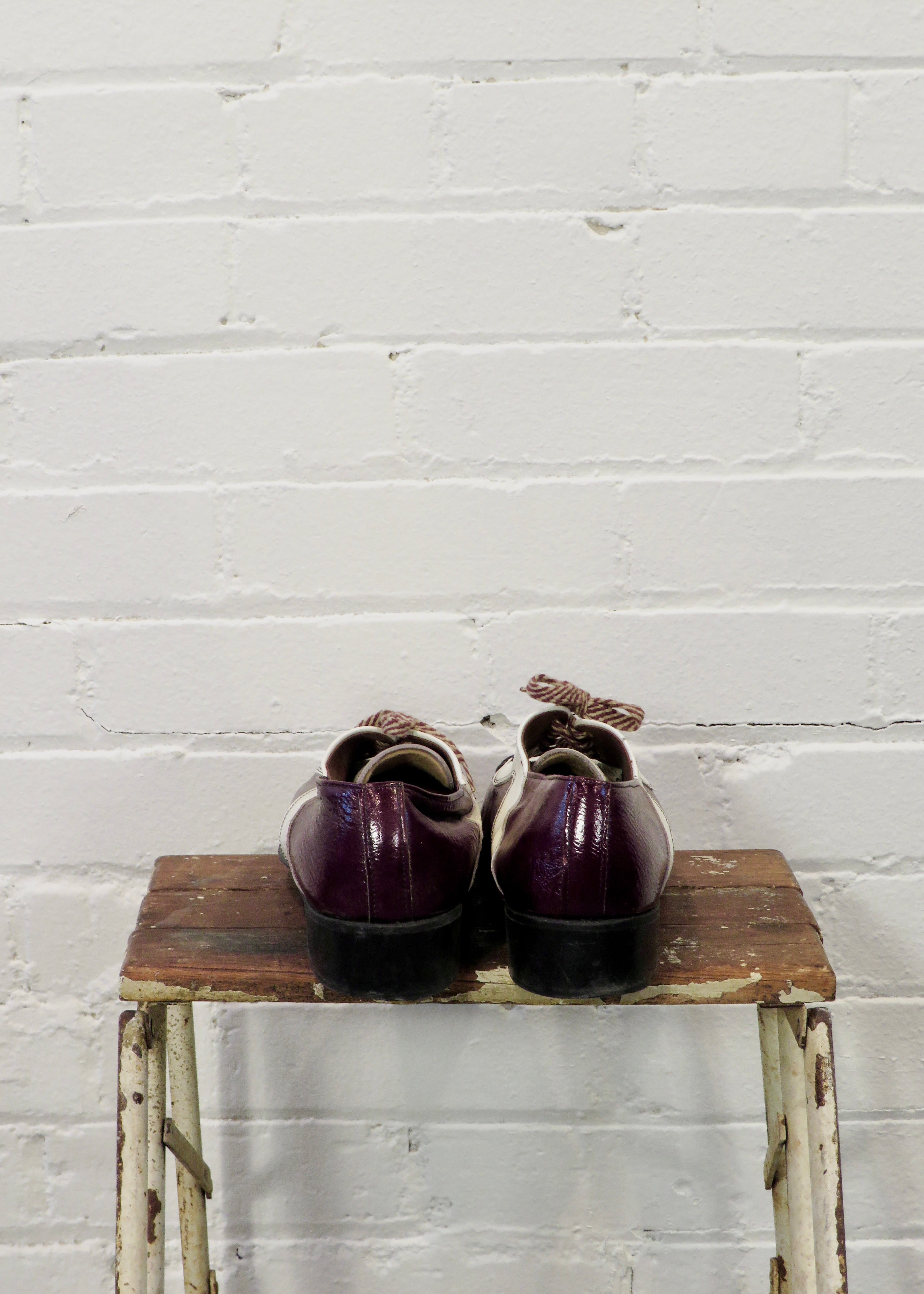 1970s Burgundy Two Tone Lace Up Shoes