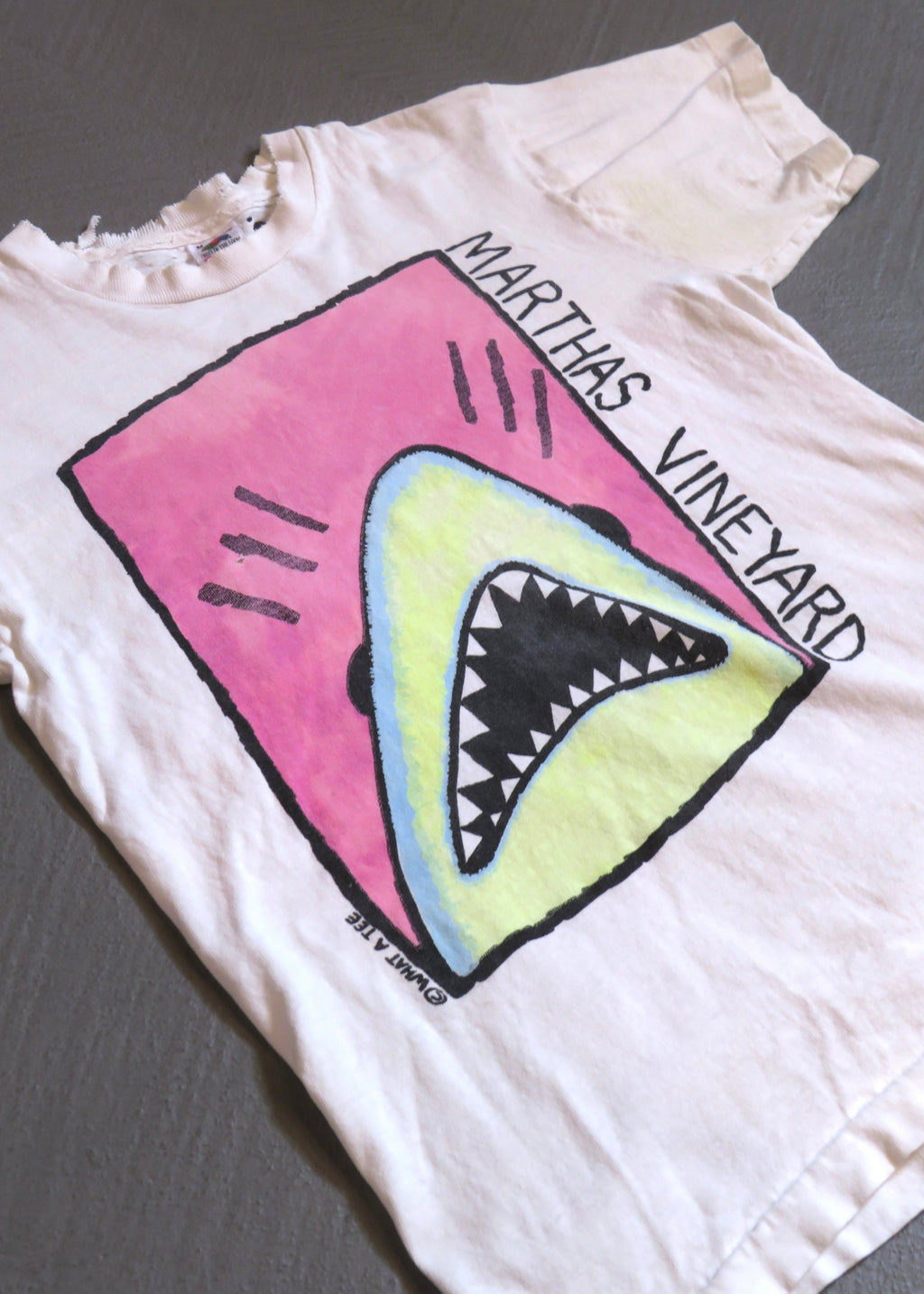 1990s Distressed Martha's Vineyard Shark Souvenir T-Shirt