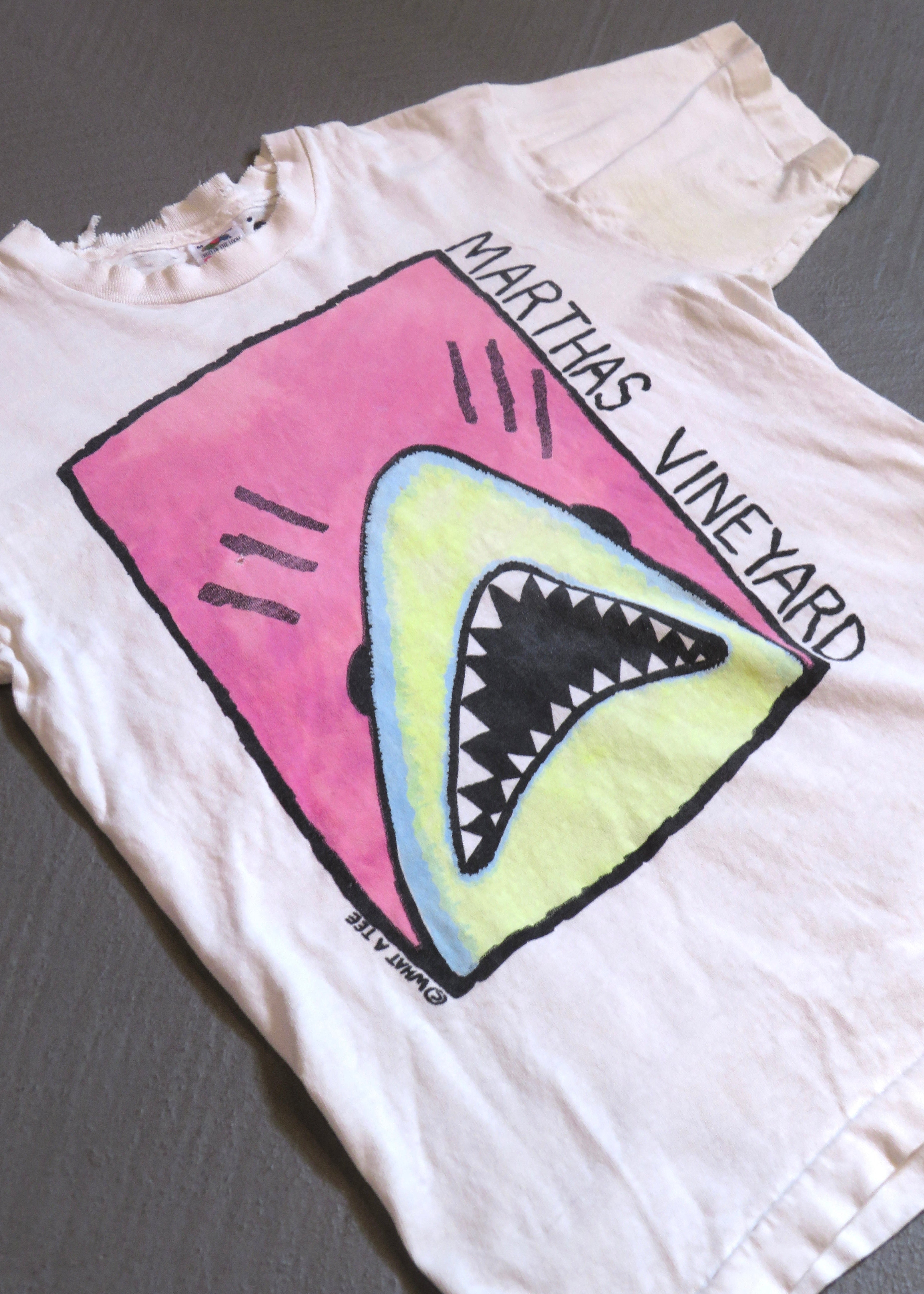 1990s Distressed Martha's Vineyard Shark Souvenir T-Shirt