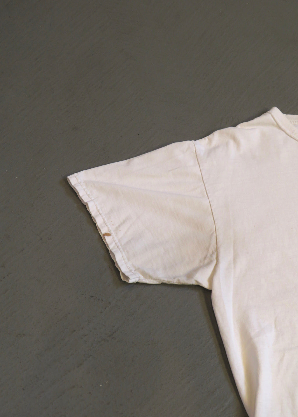 1990s Distressed New York City Statue of Liberty Souvenir T-Shirt