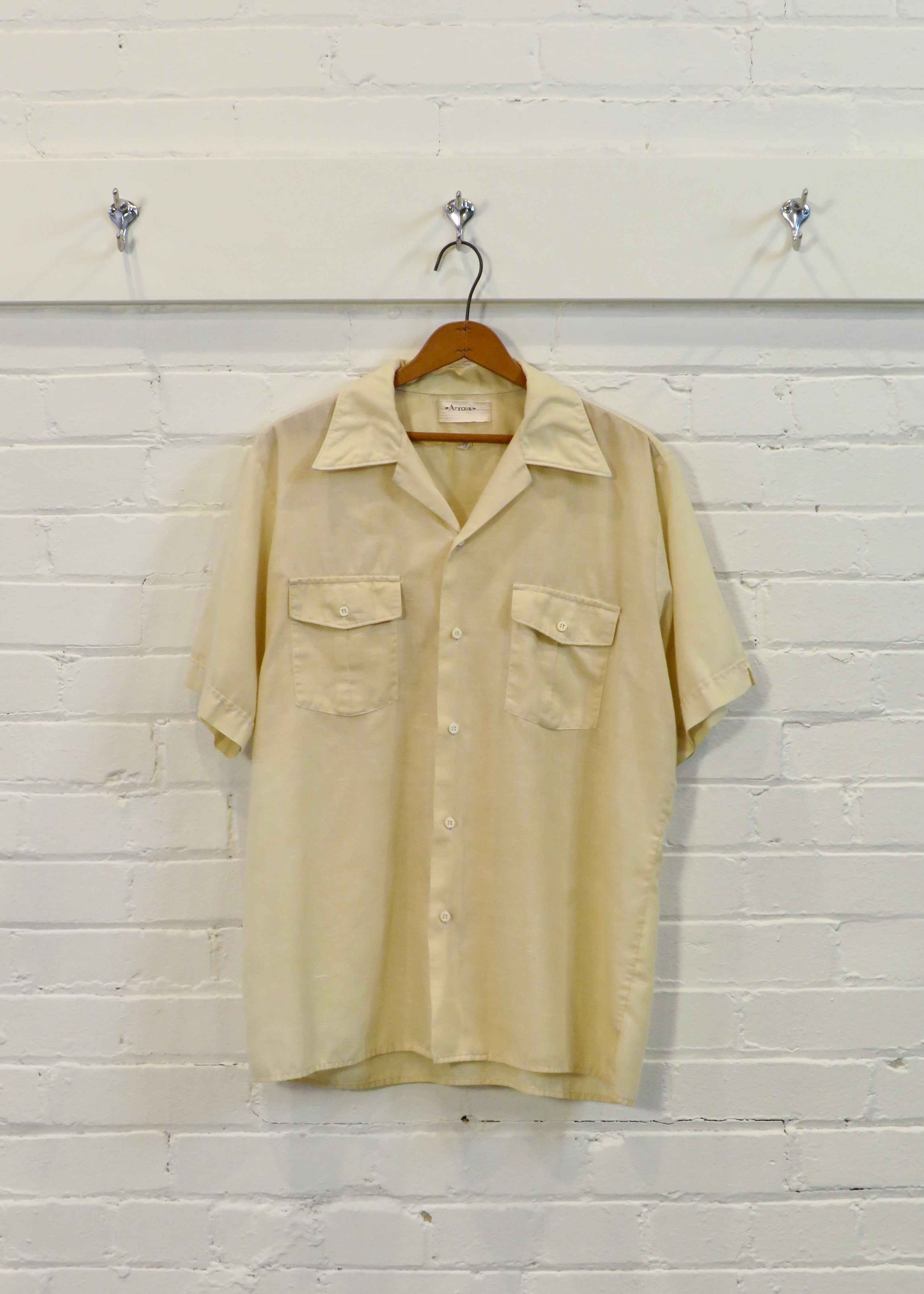 1960s Ecru Textured Camp Collar Shirt